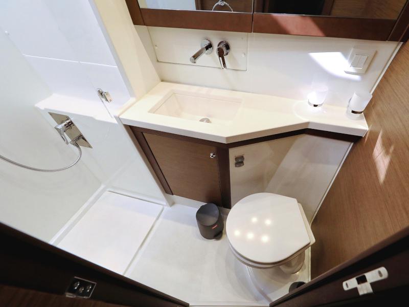 Book yachts online - catamaran - Lagoon 450 F - OLIVER - rent