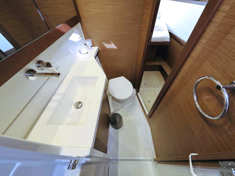 Book yachts online - catamaran - Lagoon 450 F - OLIVER - rent