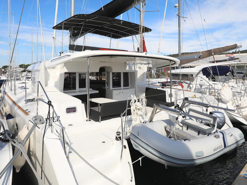 Book yachts online - catamaran - Lagoon 450 F - OLIVER - rent