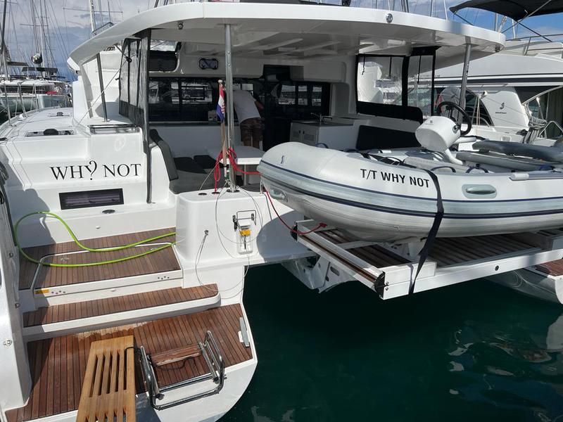 Book yachts online - catamaran - Lagoon 46 - WHY NOT - rent