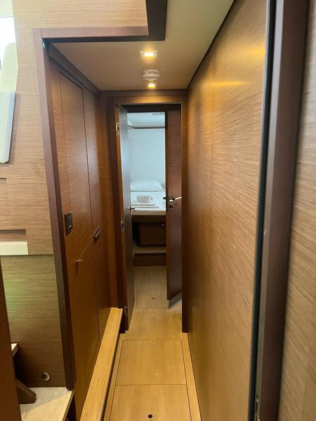 Book yachts online - catamaran - Lagoon 46 - WHY NOT - rent