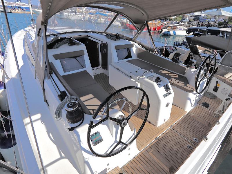 Book yachts online - sailboat - Sun Odyssey 410 - Aris - rent