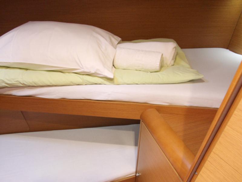 Book yachts online - sailboat - Sun Odyssey 449 - Gaia - rent