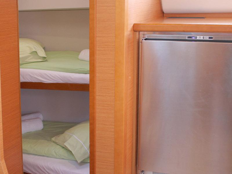 Book yachts online - sailboat - Jeanneau 54 - Pegasus - rent