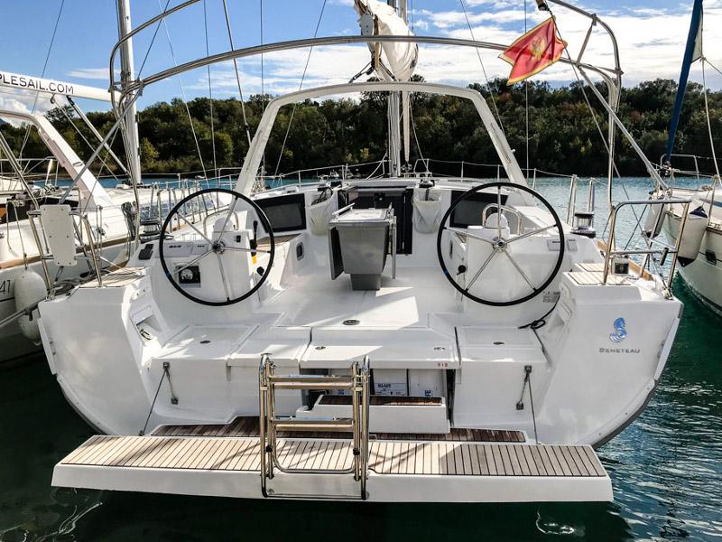 Book yachts online - sailboat - Oceanis 45 (4 cabs) - Foxtrot - rent