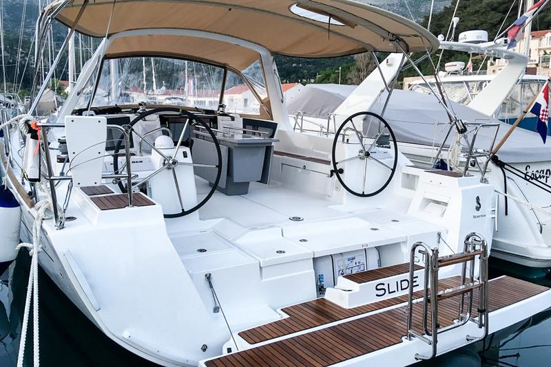 Book yachts online - sailboat - Oceanis 45 (4 cabs) - Slide - rent