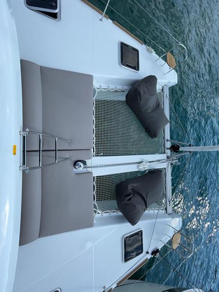 Book yachts online - catamaran - Lagoon 40 - Discovery II - rent