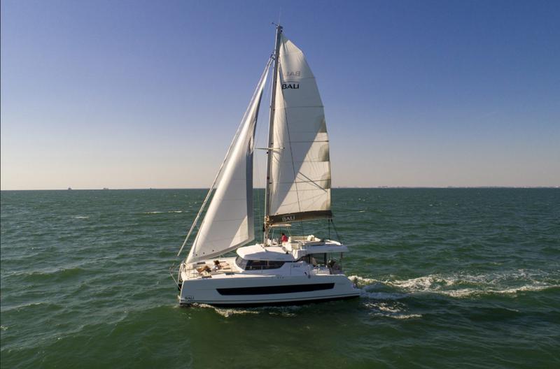 Book yachts online - catamaran - Bali Catspace - Discovery - rent