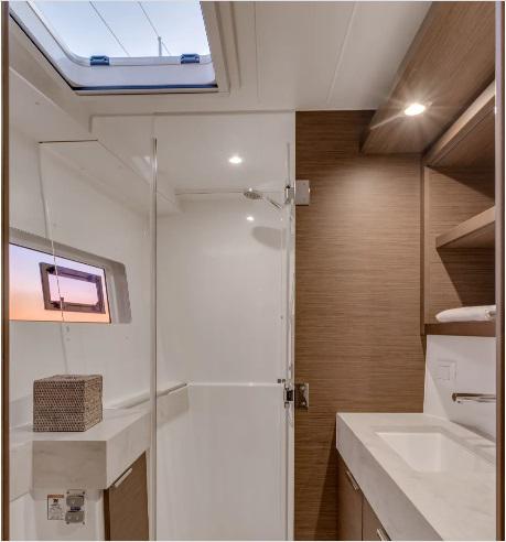 Book yachts online - catamaran - Lagoon 40 - Sail Castor - rent