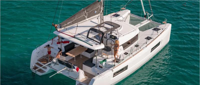 Book yachts online - catamaran - Lagoon 40 - Sail Castor - rent
