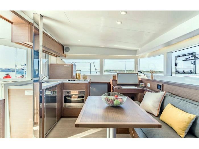 Book yachts online - catamaran - Lagoon 40 - Sail Agena - rent