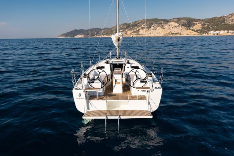 Book yachts online - sailboat - Oceanis 34.1 - Sail Lynx - rent