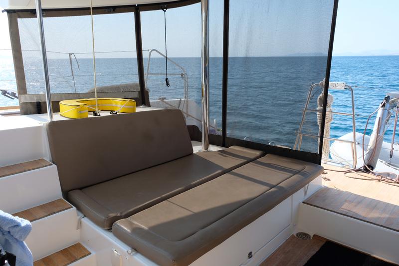 Book yachts online - catamaran - Lagoon 450 Fly - IRIS IV - rent