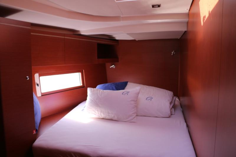Book yachts online - sailboat - Oceanis 51.1 First Line - Pisces - rent