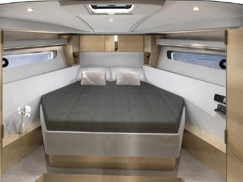 Book yachts online - motorboat - Bavaria 400 Coupe - CARPE DIEM - rent