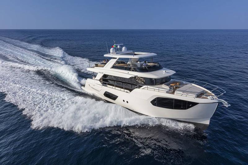 Book yachts online - motorboat - Navetta 68 - MAGIC - rent