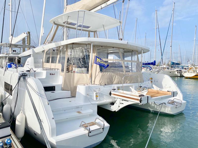 Book yachts online - catamaran - Lagoon 46 - KARI - rent