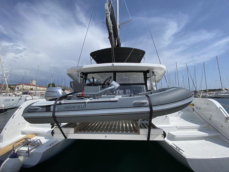 Book yachts online - catamaran - Lagoon 46 - RURU - rent