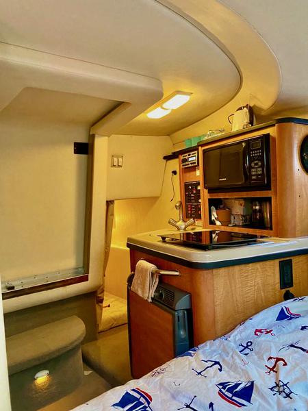 Book yachts online - motorboat - Sea Ray Sundancer 240 - Sea Ray Sundancer 240 - rent