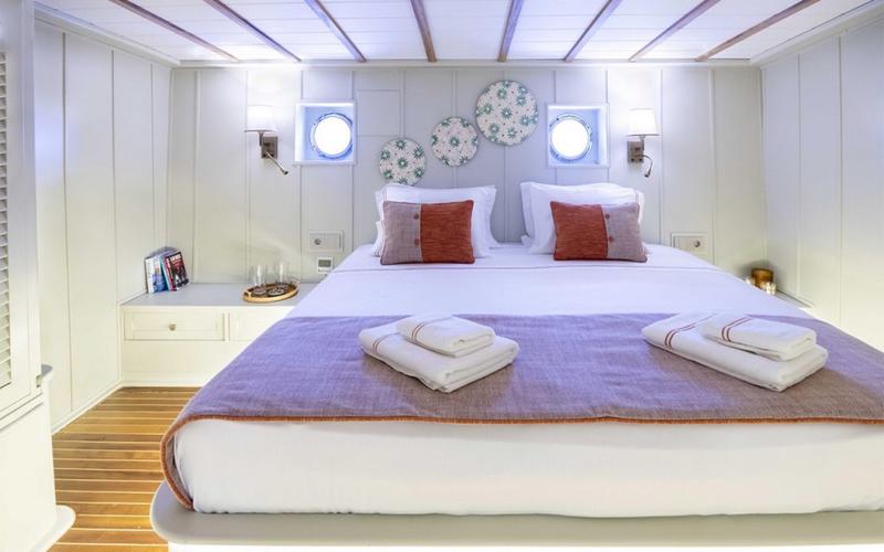 Book yachts online - other - Gulet Caustic - Caustic - rent