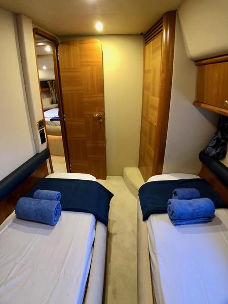 Book yachts online - motorboat - Azimut 55 - Cosmos - rent