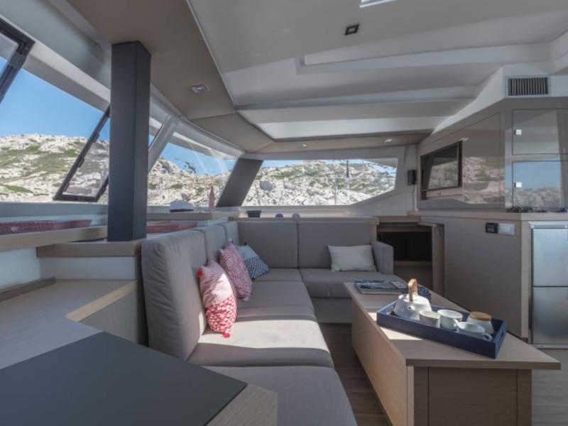 Book yachts online - catamaran - Astréa 42 Maestro - PRES- A42-20-G - rent