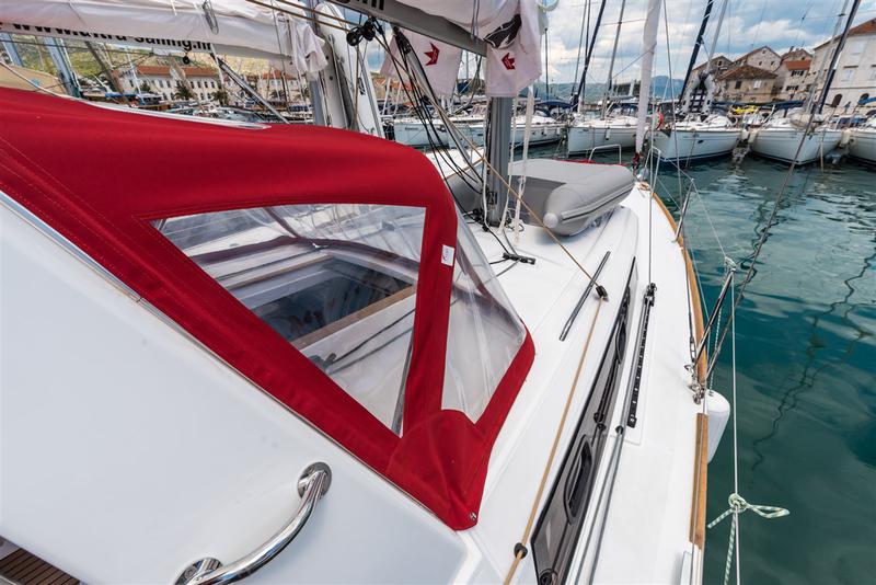 Book yachts online - sailboat - Oceanis 35.1 - LAMPUGA - rent