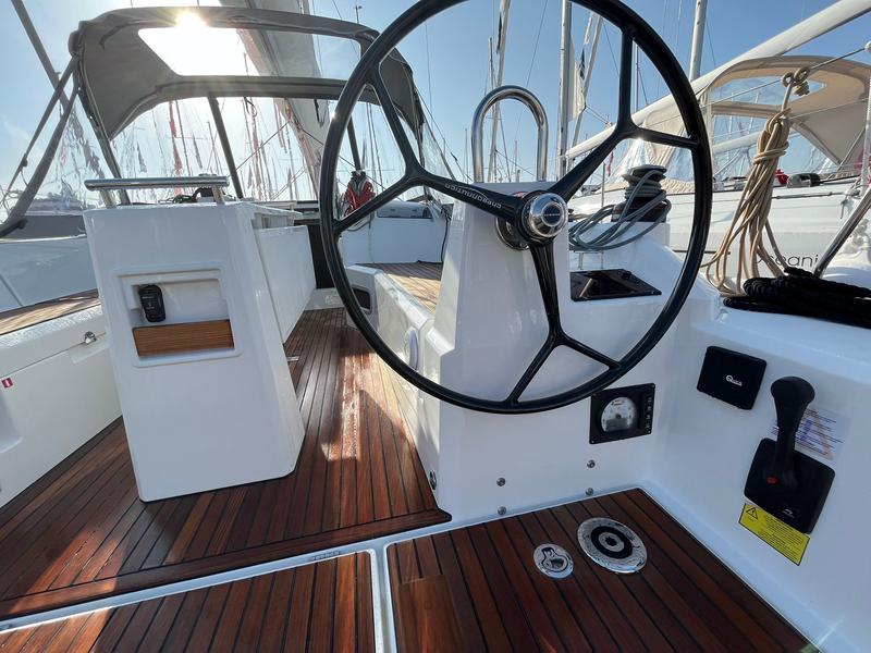 Book yachts online - sailboat - Oceanis 34.1 - ROOKIE - rent