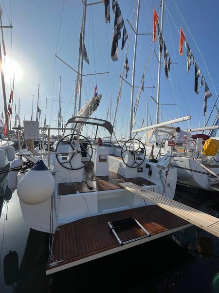 Book yachts online - sailboat - Oceanis 34.1 - ROOKIE - rent