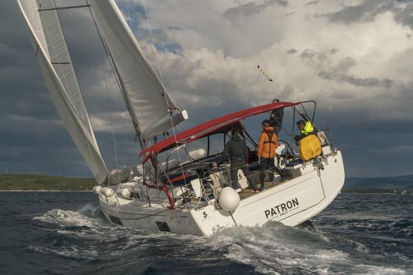 Book yachts online - sailboat - Oceanis 51.1 - PATRON - rent