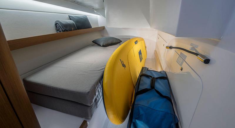 Book yachts online - sailboat - First 36 - ULTRA FIRST - rent