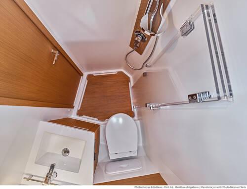 Book yachts online - sailboat - First 44 - CHECKMATE - rent