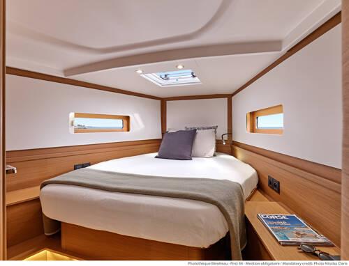 Book yachts online - sailboat - First 44 - CHECKMATE - rent