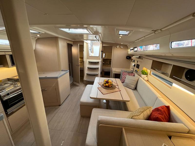 Book yachts online - sailboat - Oceanis 40.1 - MILA - rent