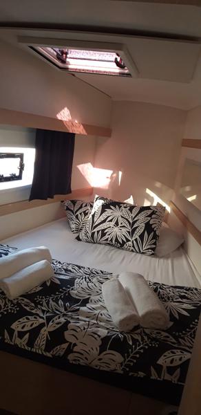 Book yachts online - catamaran - Lucia 40 - NALA - rent