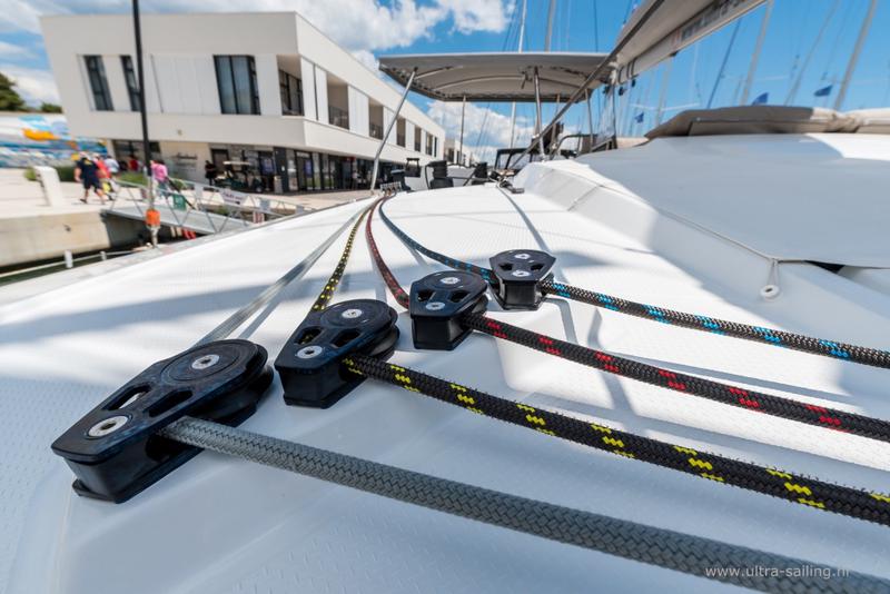 Book yachts online - catamaran - Saona 47 - DESAFINADO - rent