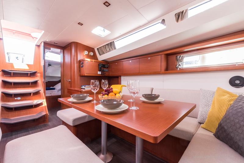 Book yachts online - sailboat - Oceanis 48 - FLOU - rent
