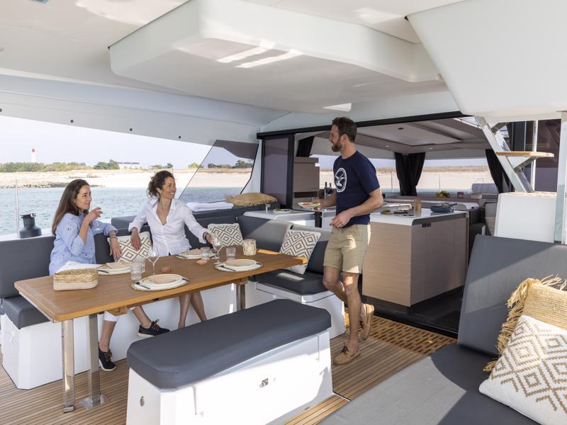 Book yachts online - catamaran - Aura 51 - COSMOS - rent