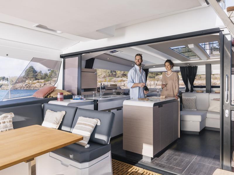 Book yachts online - catamaran - Aura 51 - COSMOS - rent