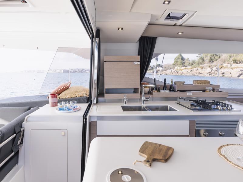 Book yachts online - catamaran - Aura 51 - COSMOS - rent