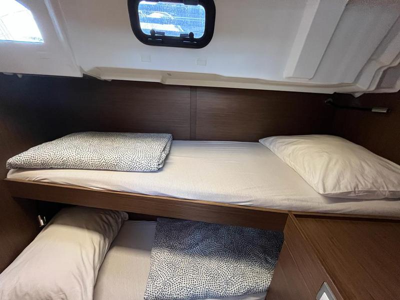 Book yachts online - sailboat - Oceanis 46.1 - owner version - NAUTI BUOY - rent