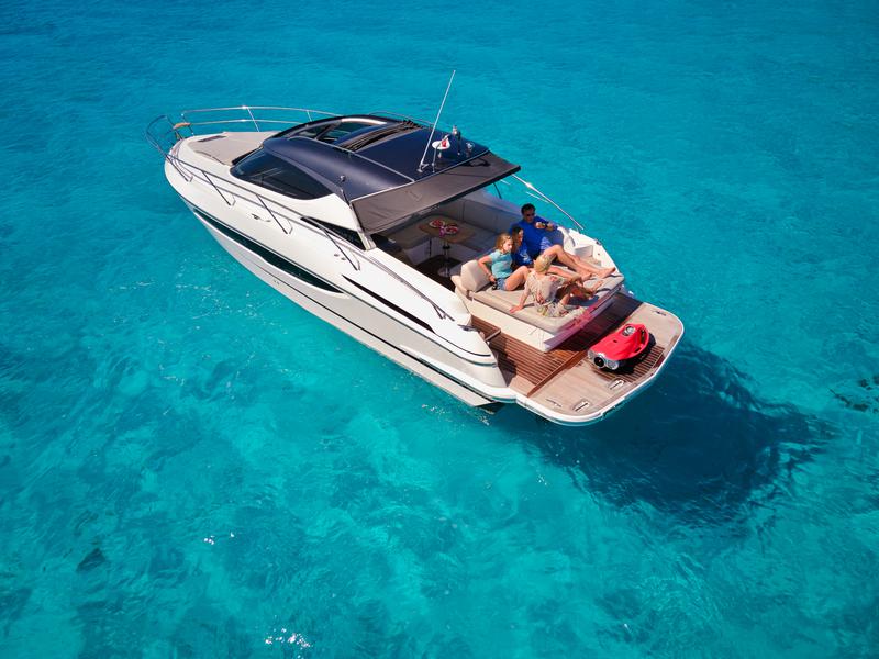Book yachts online - motorboat - Focus Power 36 Hard Top - LADY - rent