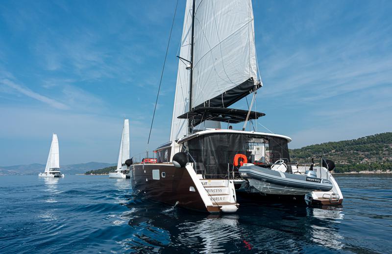 Book yachts online - catamaran - Lagoon 450 F - PRINCESS KARLA I - rent
