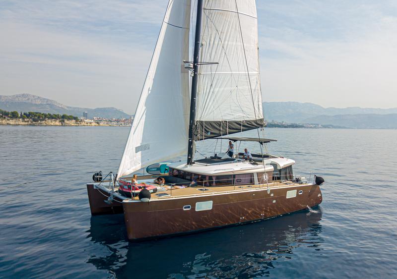 Book yachts online - catamaran - Lagoon 450 F - PRINCESS KARLA I - rent