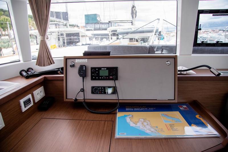 Book yachts online - catamaran - Lagoon 450 F - ANJA I - rent