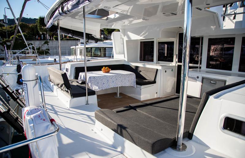 Book yachts online - catamaran - Lagoon 450 F - ANJA I - rent