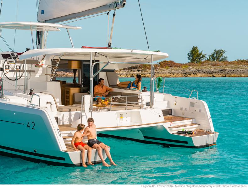 Book yachts online - catamaran - Lagoon 42 - GIOIA - rent