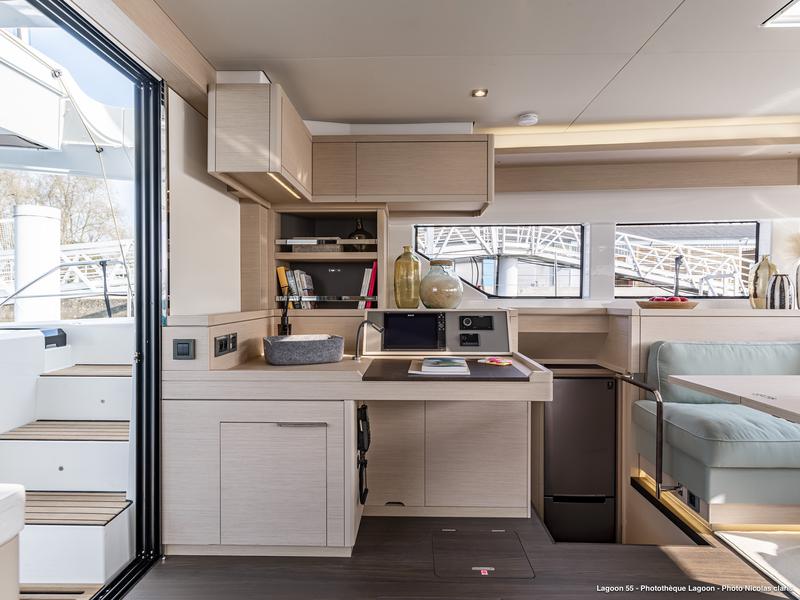Book yachts online - catamaran - Lagoon 55 luxury owner version - PRINCESS S - rent