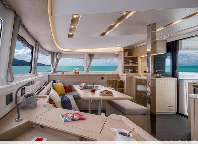 Book yachts online - catamaran - Lagoon 46 - NAVA - rent