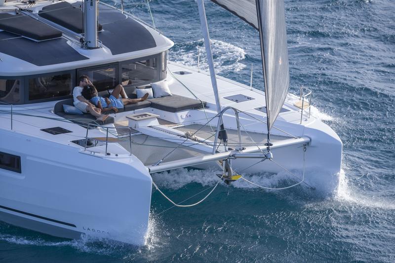 Book yachts online - catamaran - Lagoon 51 NEW - NEGRONI - rent